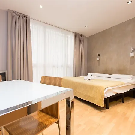 Ainb Born Tiradors Apartments Apartment *